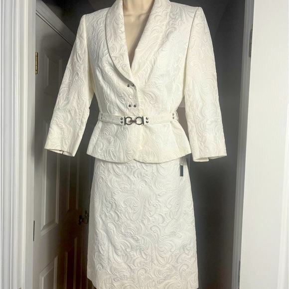 Blazer TAHARI En Jacquard Crème Taille 2 - Occasion Très Bon état, Veste De Costume